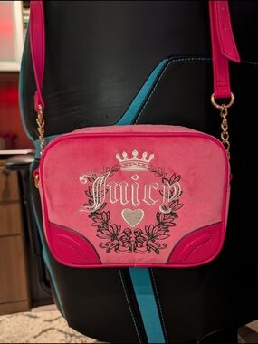 Juicy Couture Pink & Hot Pink Crossbody Camera Bag